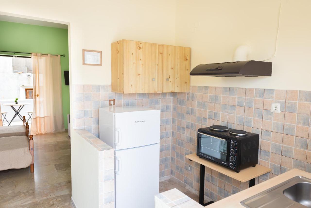 Aristotelis Apartments Vathí Extérieur photo